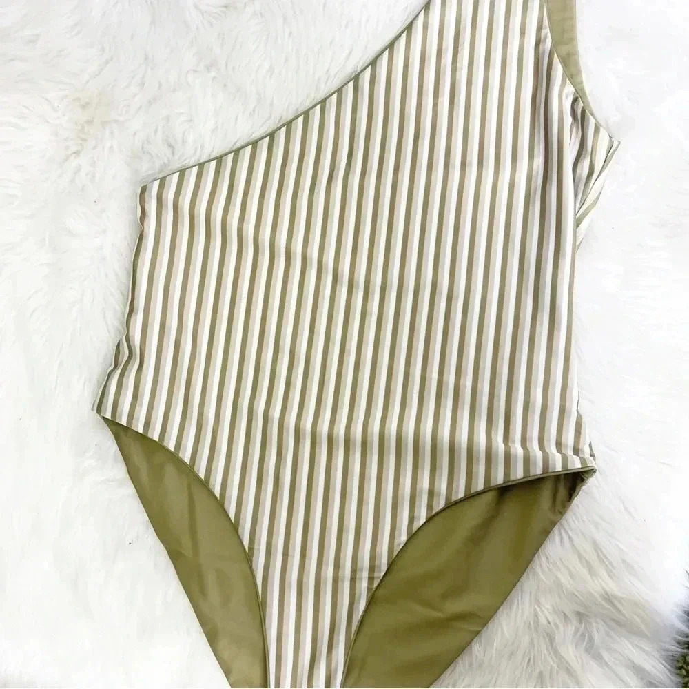 Baiia One Piece One Shoulder Swimsuit White & Green